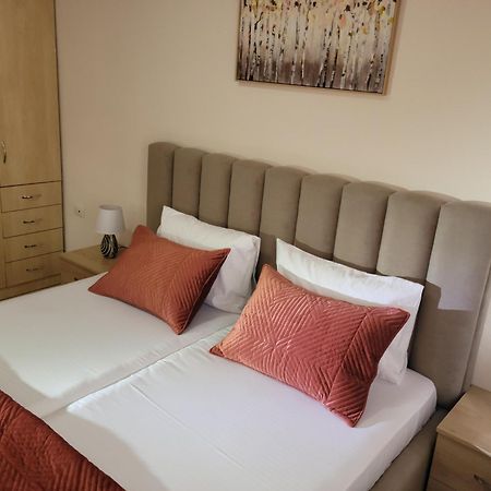 Gledis Apartment Tirana - Panoramic City Terrace 외부 사진